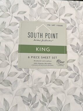 South Point King Sheet Set - Gray Leaf Pattern NWT 6 Pieces.
